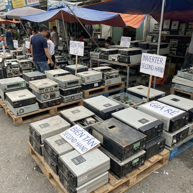 Các loại biến tần cũ được bày bán tràn lan với đủ mọi tình trạng